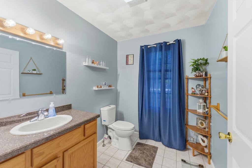Casa em Cranston — foto 5