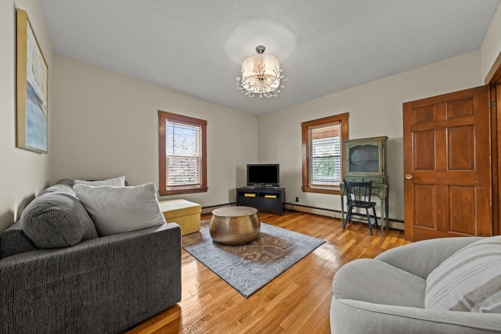 Casa em Woburn — foto 7