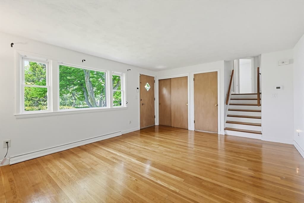 Casa em Framingham — foto 5