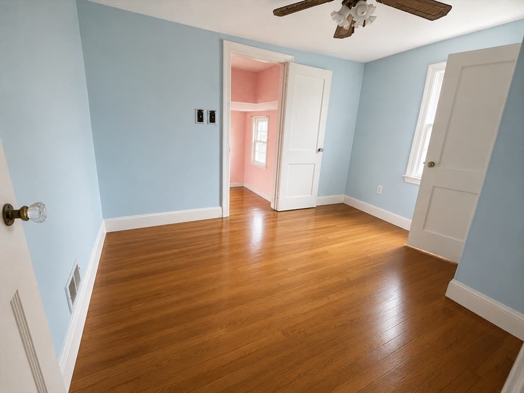 Casa em Stoneham — foto 8