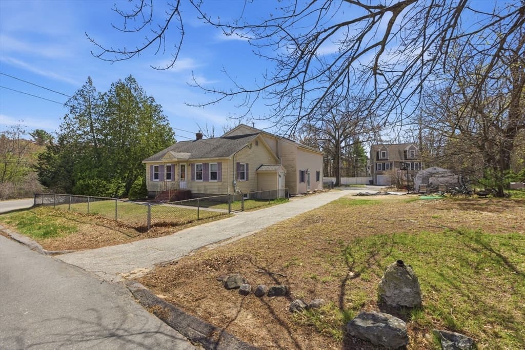 Casa em Methuen — foto 4