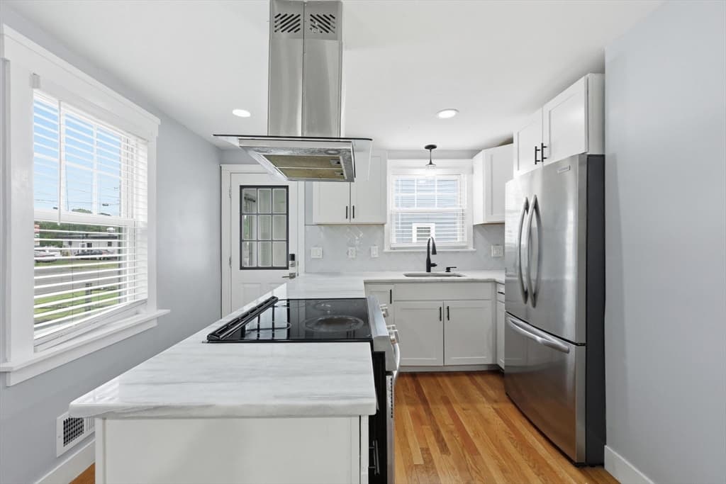 Casa em Stoughton — foto 6