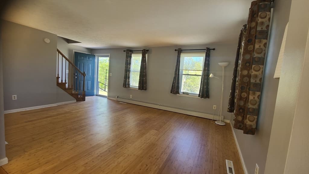 Casa em Monson — foto 6