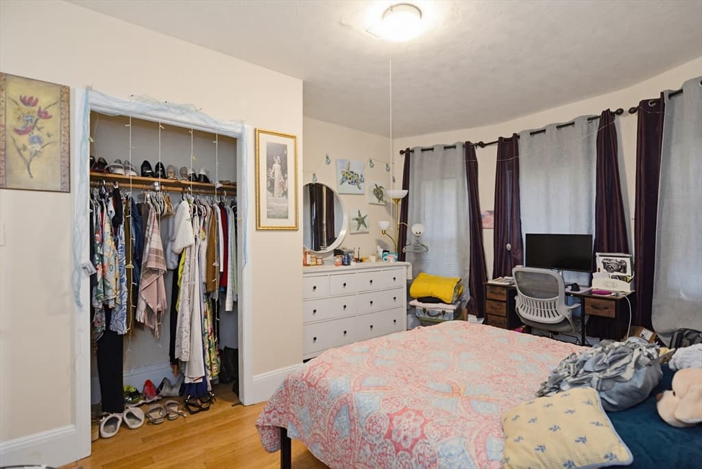 Multi-família em Worcester — foto 4