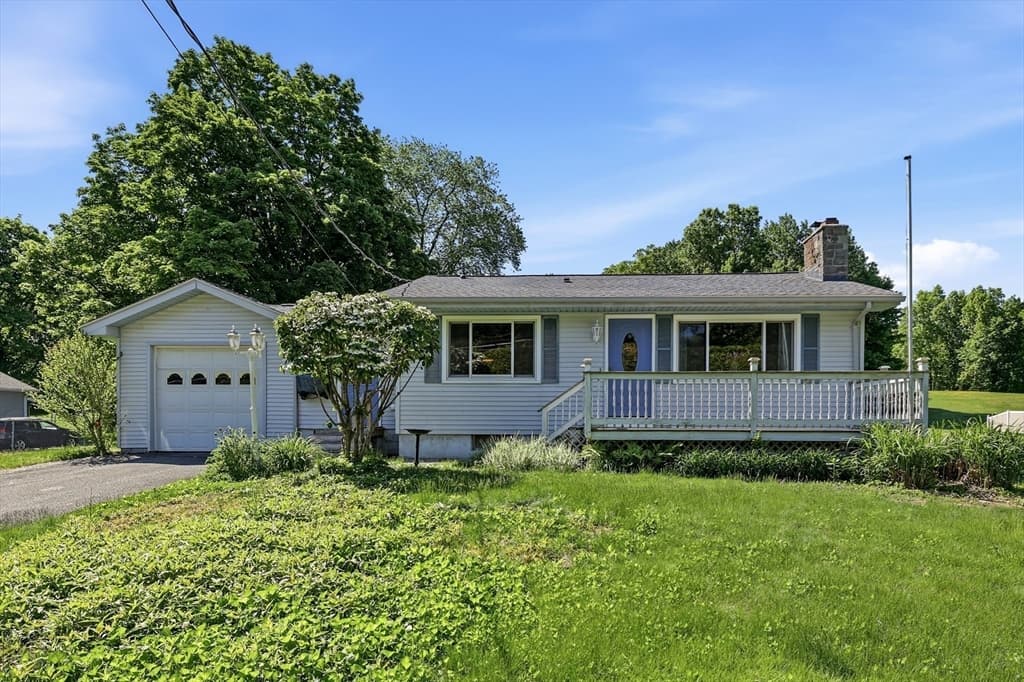Casa em Belchertown — foto 2