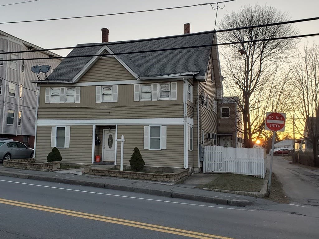Multi-família em Leominster