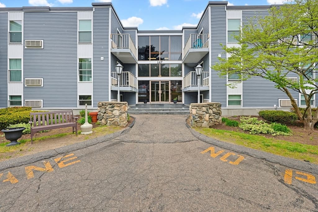 Condomínio em Holliston