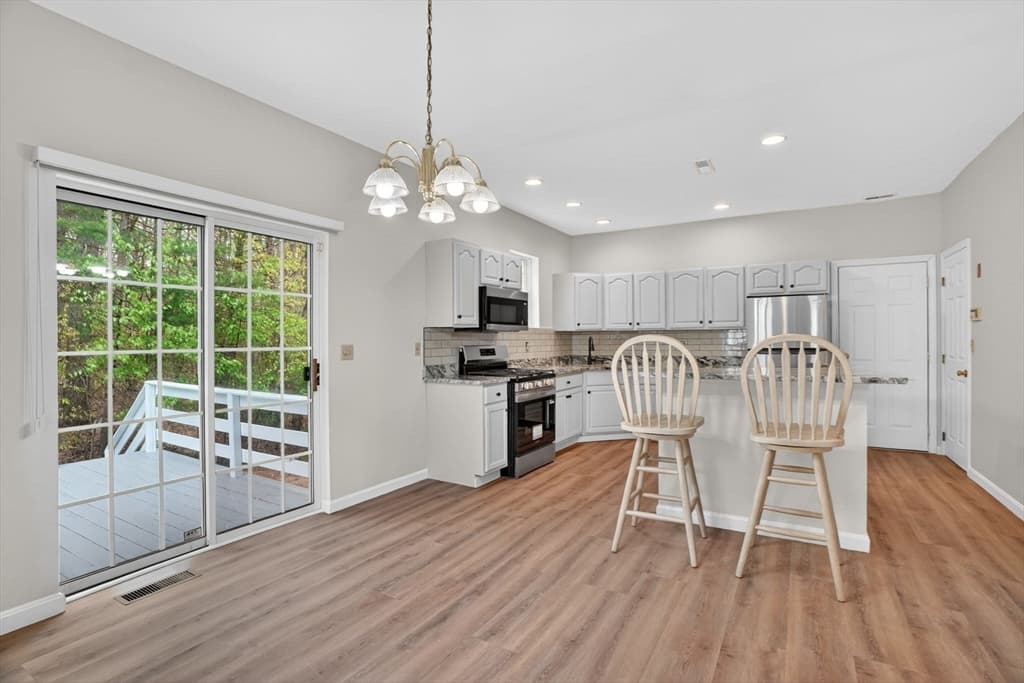 Casa em Foxboro — foto 9