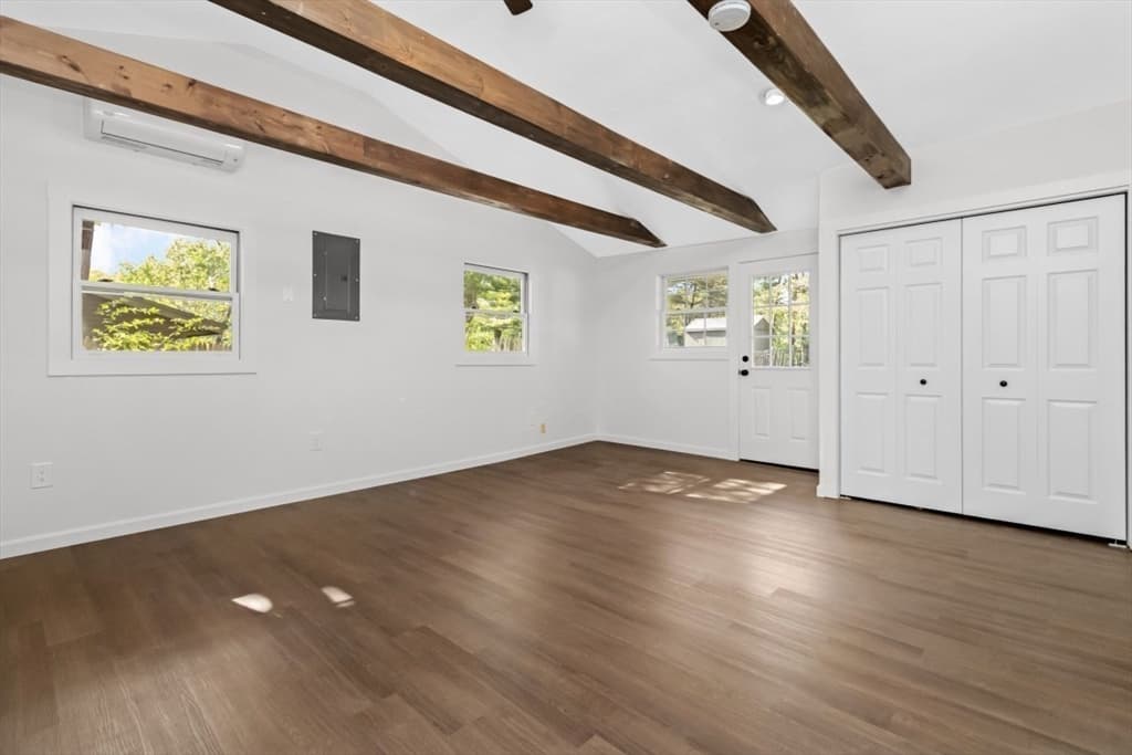 Casa em Brockton — foto 9