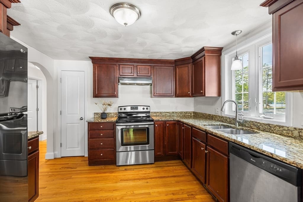 Casa em Billerica — foto 5