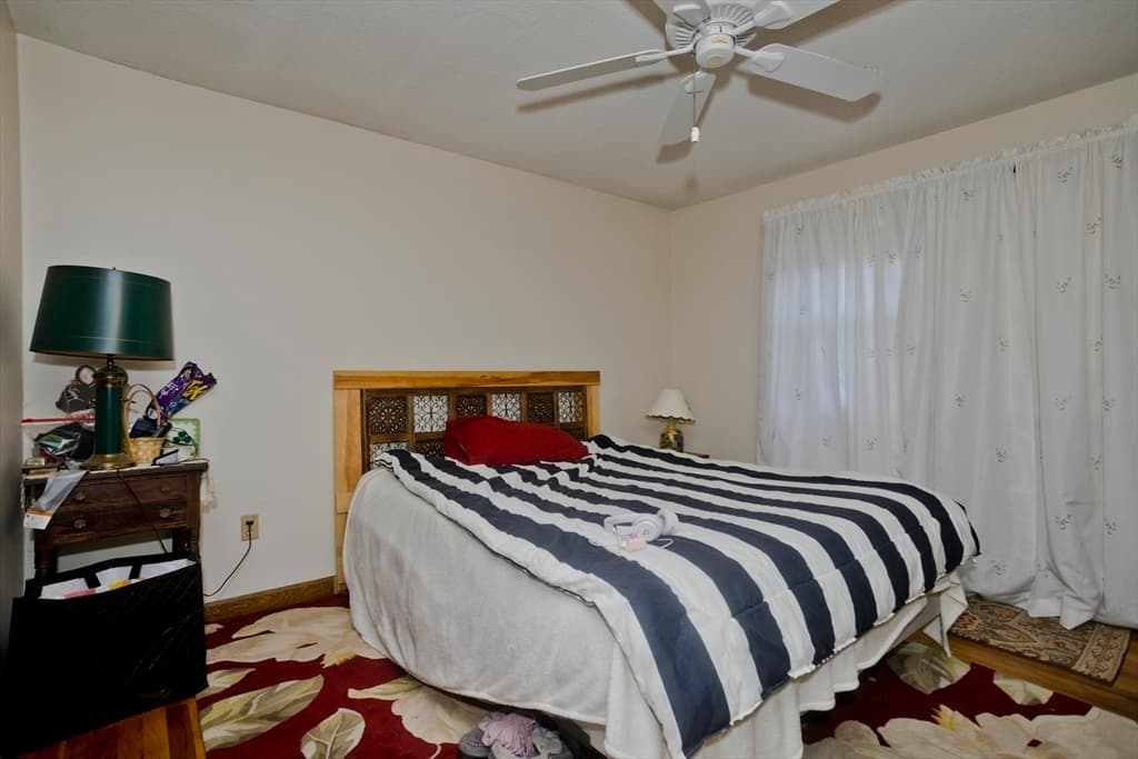 Casa em Wilbraham — foto 6