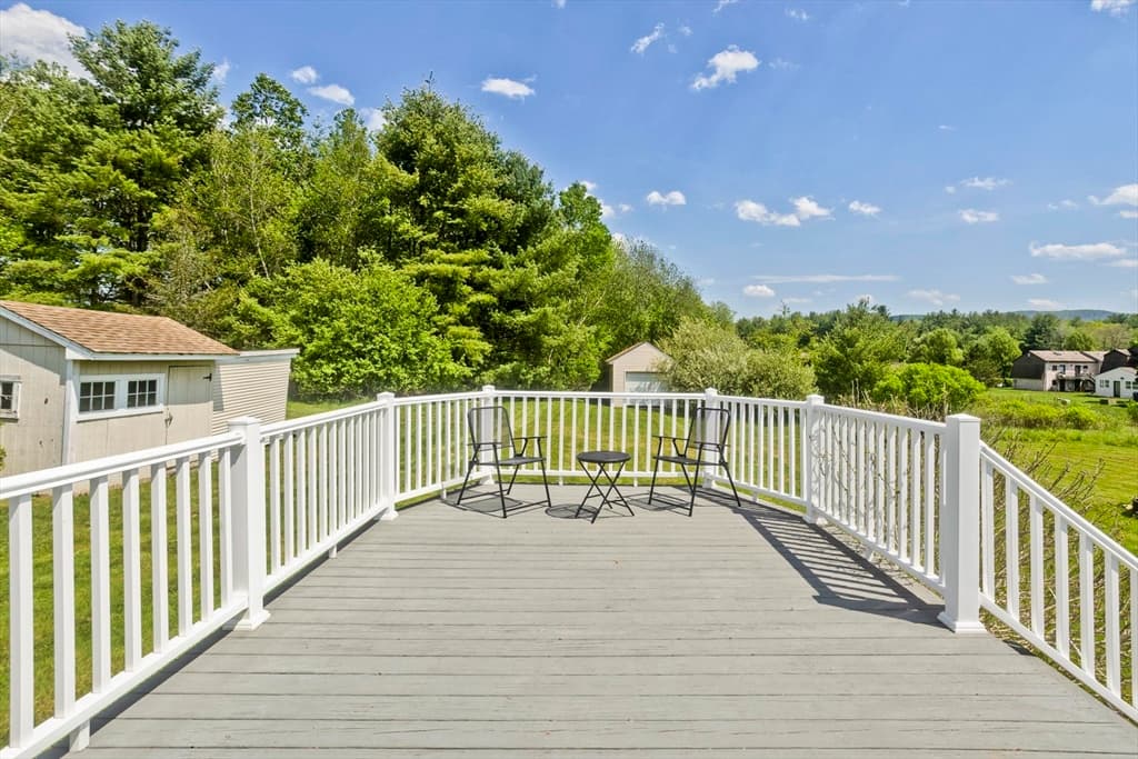 Casa em Easthampton — foto 6