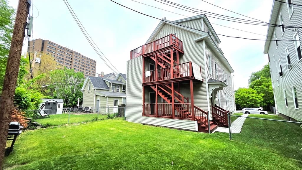 Multi-família em Worcester — foto 3