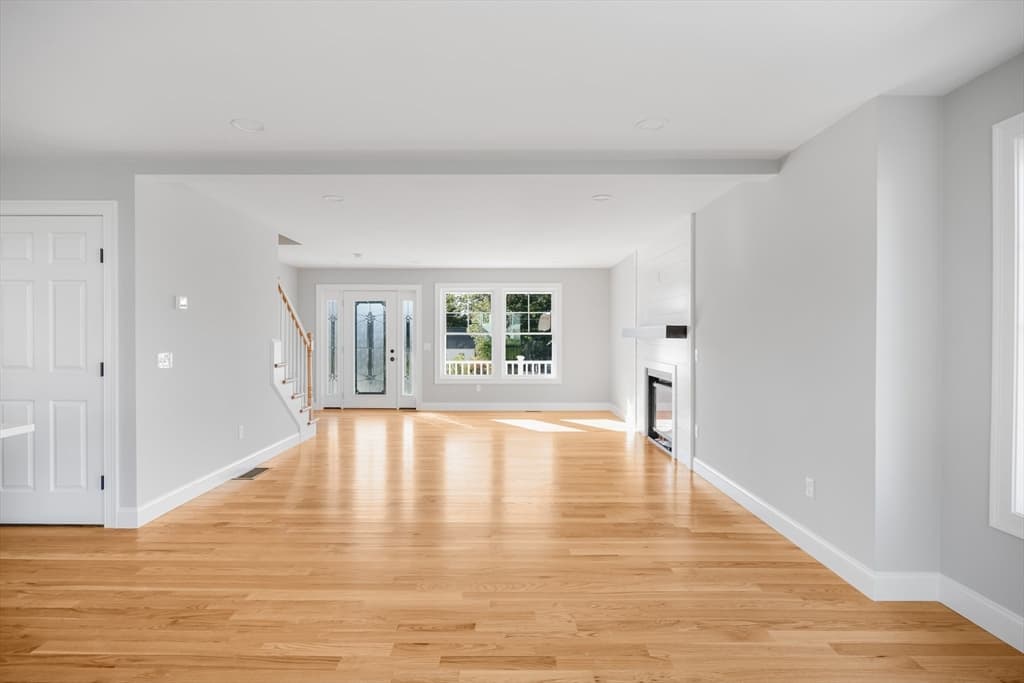 Casa em Woonsocket — foto 5