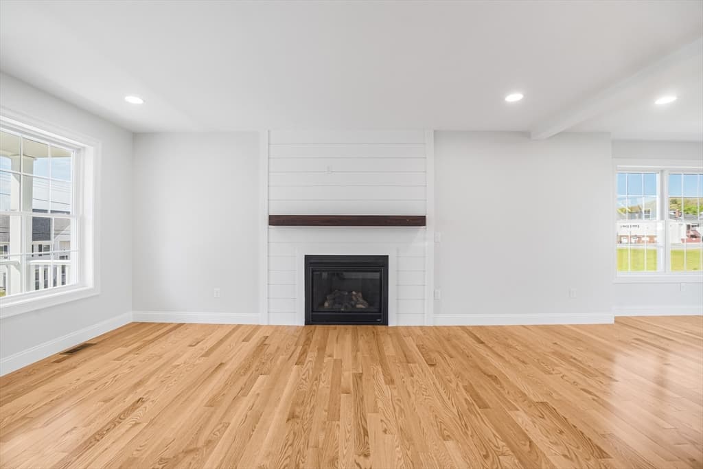 Casa em Woonsocket — foto 4