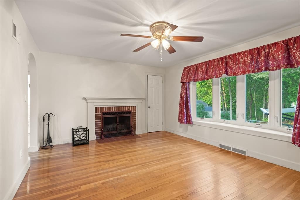 Casa em Brockton — foto 6