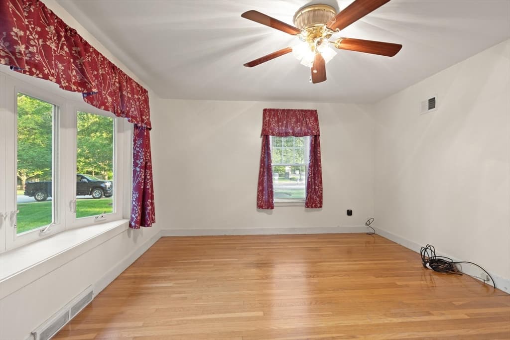 Casa em Brockton — foto 7