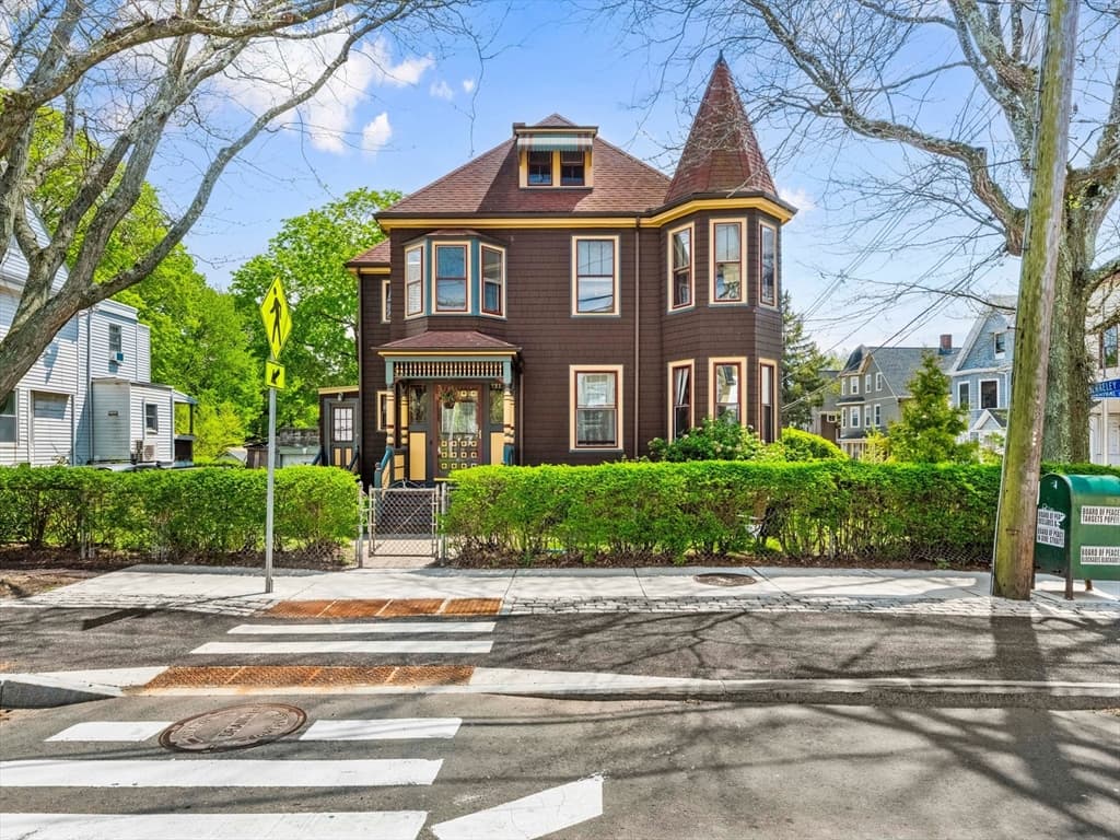 Multi-família em Somerville