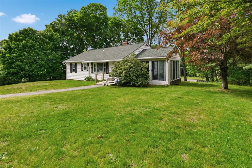 Casa em Methuen — foto 4