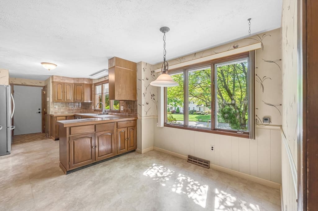 Casa em Longmeadow — foto 6