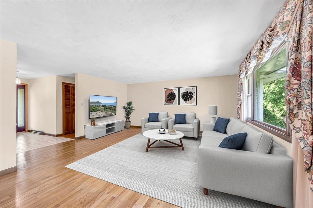 Casa em Longmeadow — foto 3