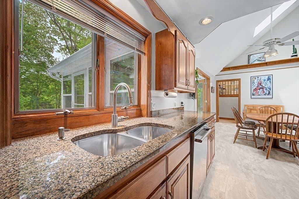 Casa em Hopkinton — foto 7