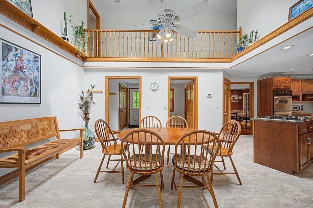 Casa em Hopkinton — foto 4