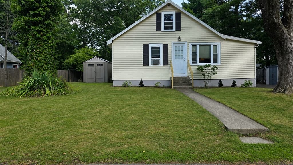 Casa em Natick — foto 4