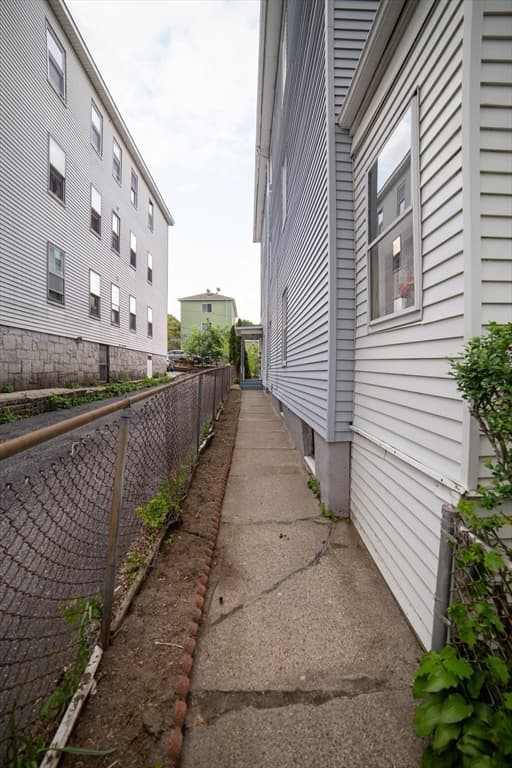 Multi-família em Worcester — foto 4