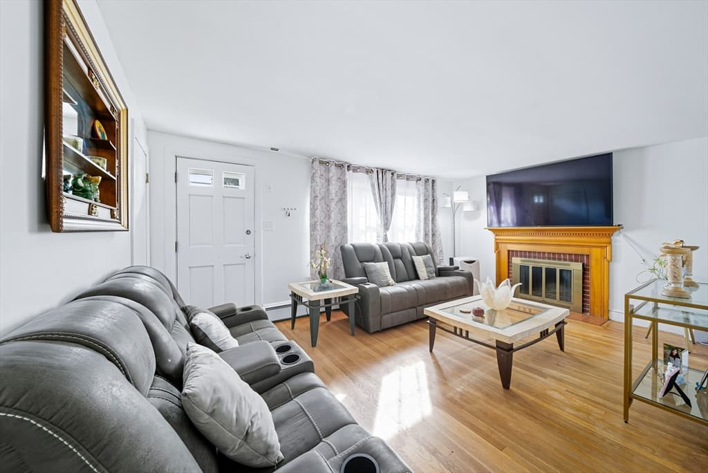Casa em Methuen — foto 6