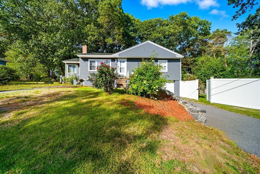 Casa em Methuen — foto 4