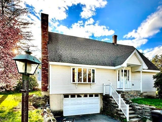 Casa em Dracut