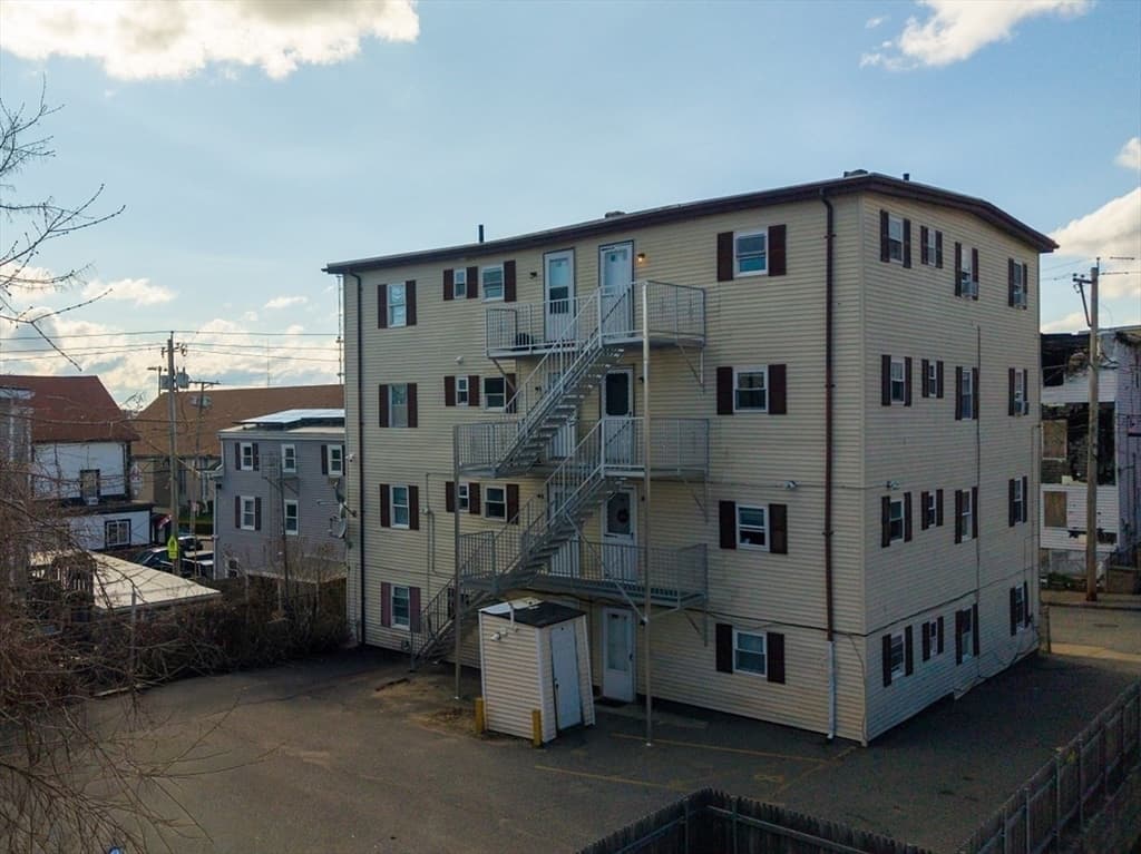 Multi-família em Fall River — foto 3