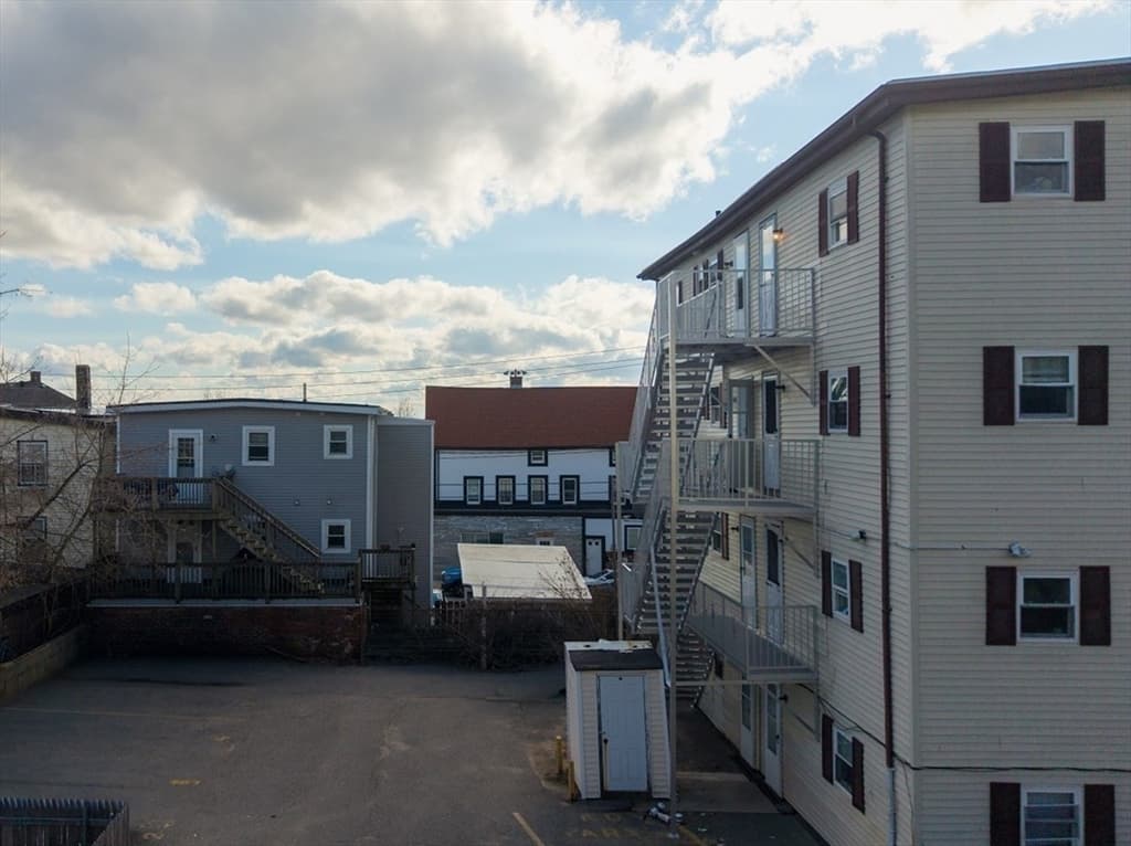 Multi-família em Fall River — foto 4