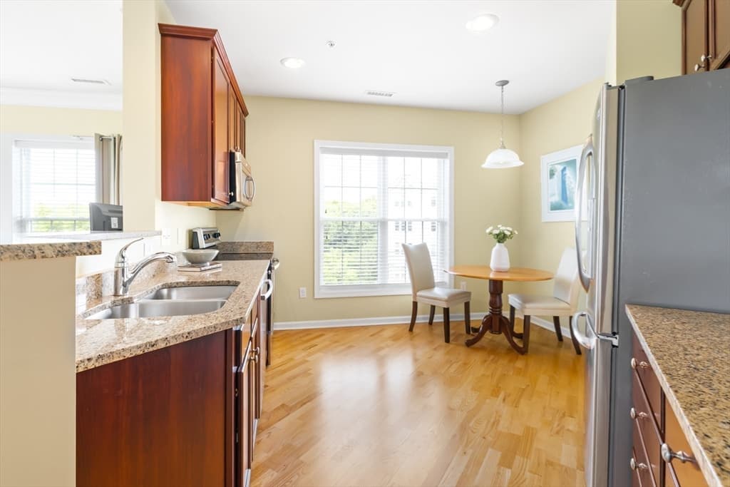 Condomínio em Natick — foto 6