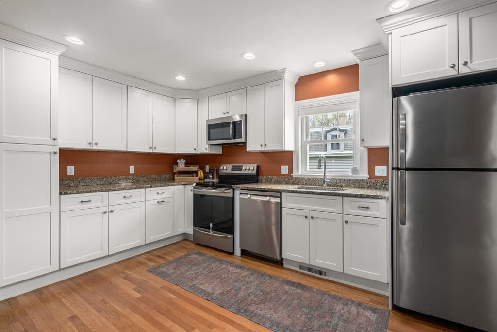 Casa em Woburn — foto 7