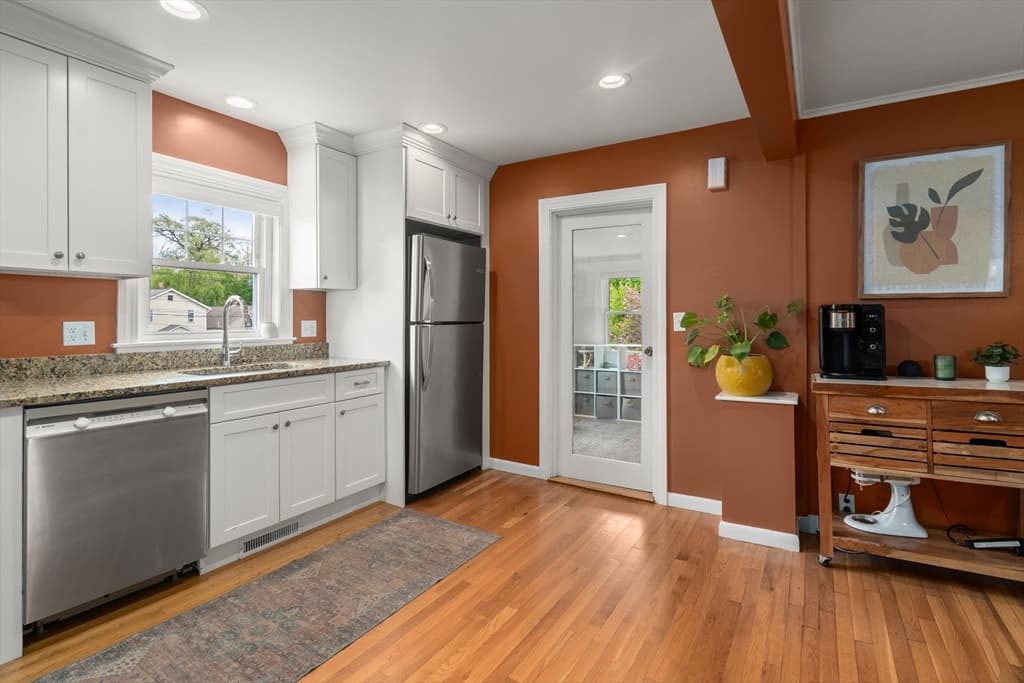 Casa em Woburn — foto 8