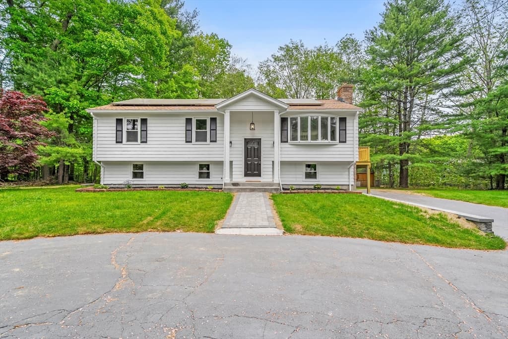 Casa em Attleboro