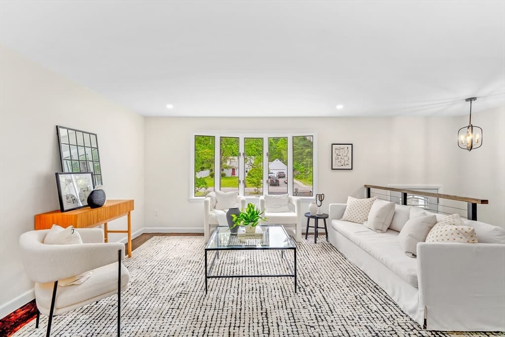 Casa em Attleboro — foto 4