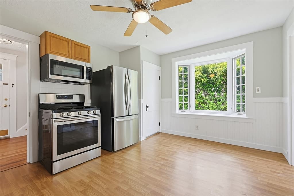 Casa em Natick — foto 9