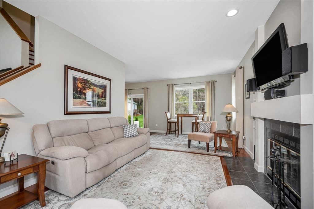 Casa em Haverhill — foto 8