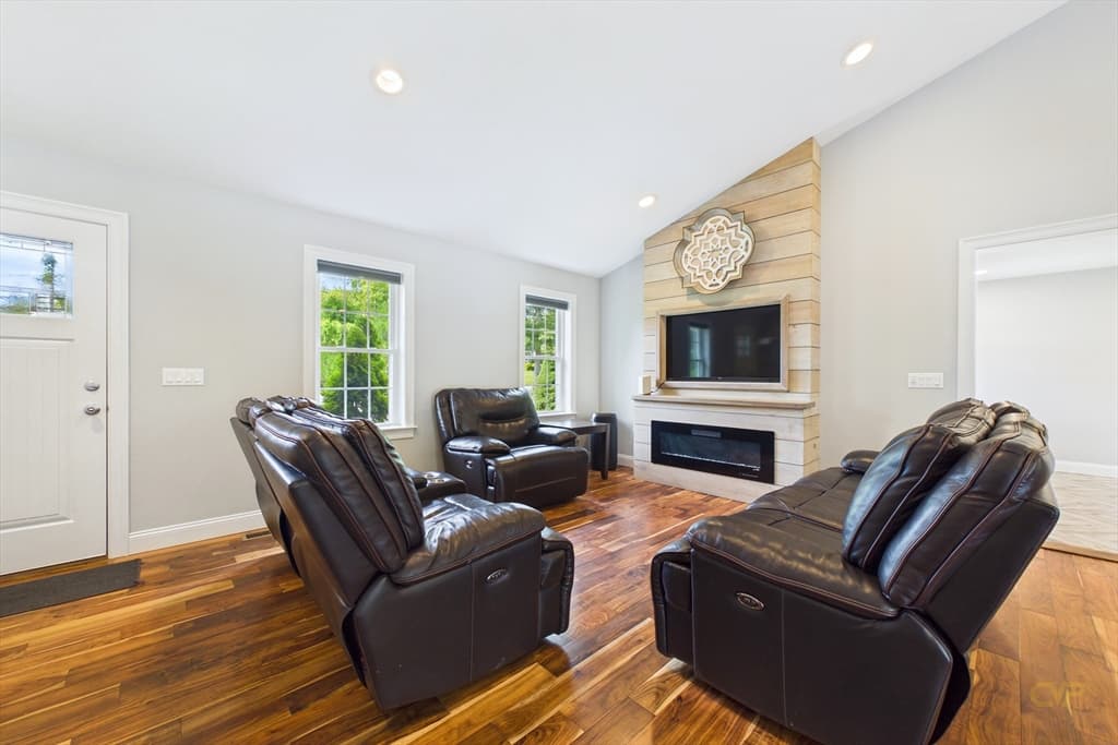 Casa em Lakeville — foto 6