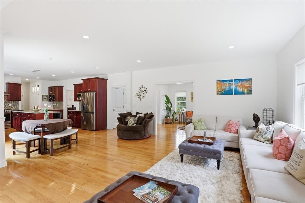 Casa em Westford — foto 7
