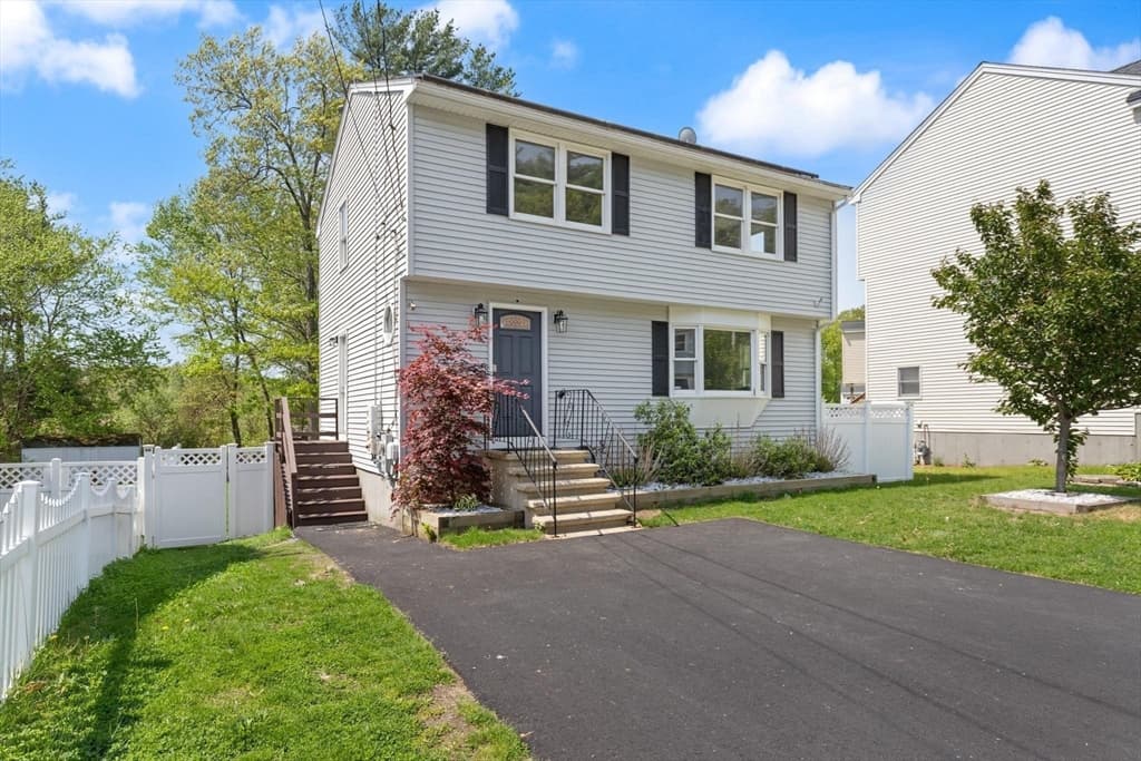 Casa em Dracut — foto 2