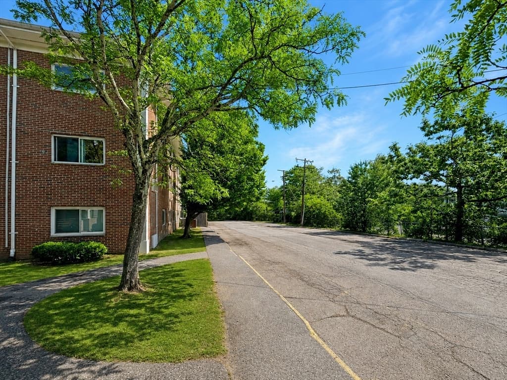 Condomínio em Framingham — foto 3