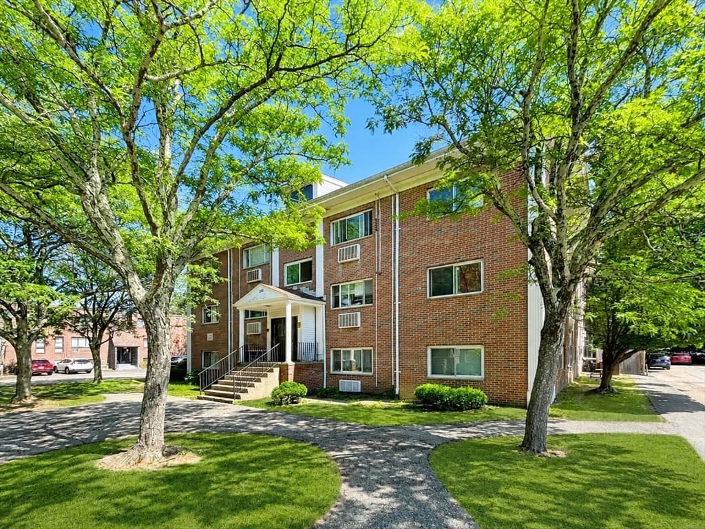 Condomínio em Framingham