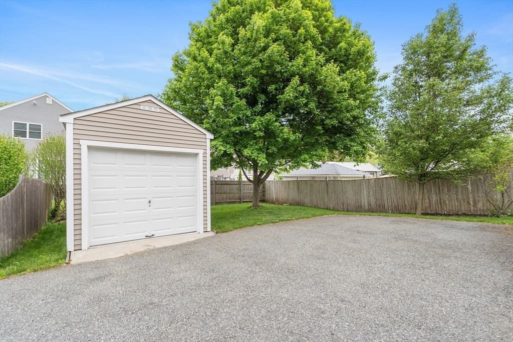 Casa em Medford — foto 4