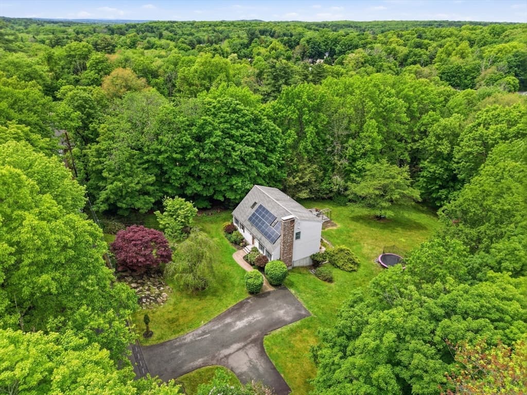 Casa em Hopkinton — foto 4