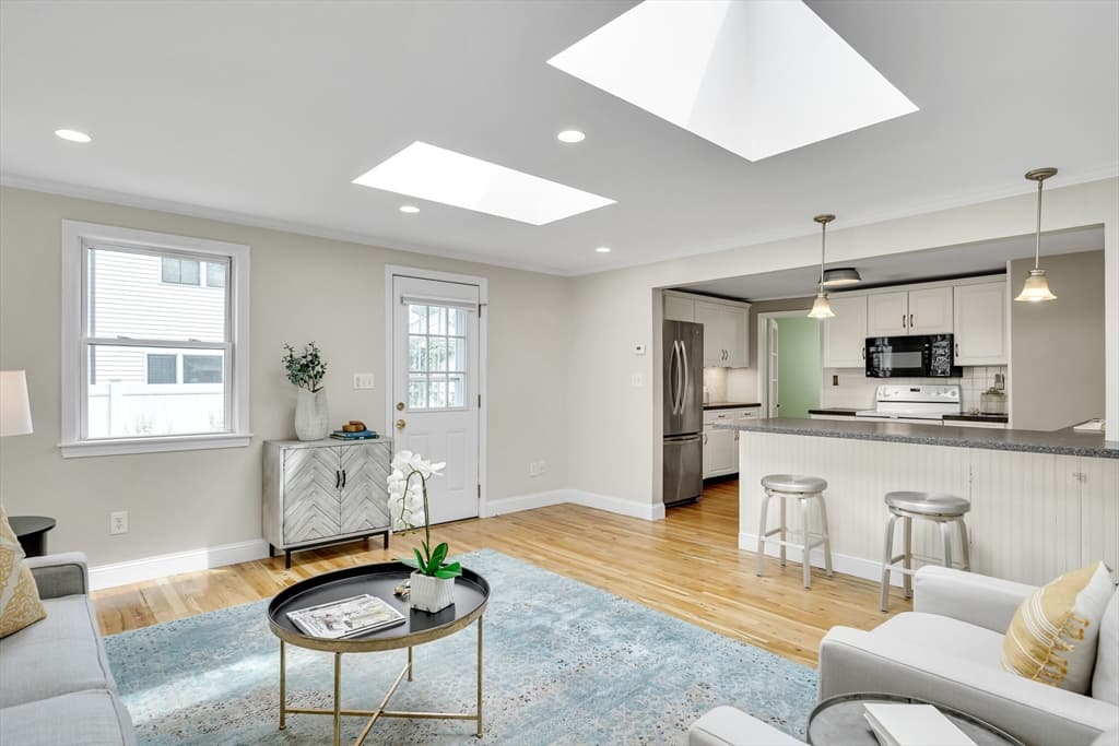 Casa em Natick — foto 5