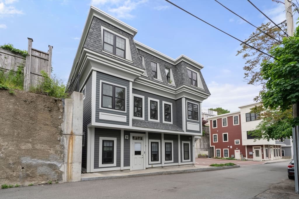 Condomínio em Somerville